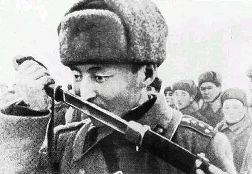 Люди, которых вермахт называл «Черной смертью»: как тувинский эскадрон заставил врага в...
