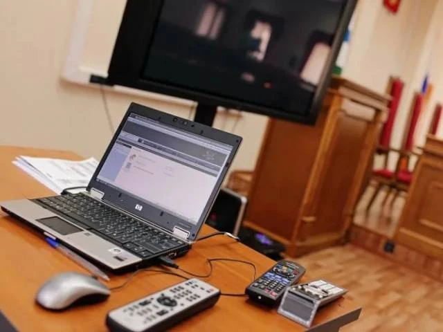В ДНР начали проводить судебные заседания по видеосвязи