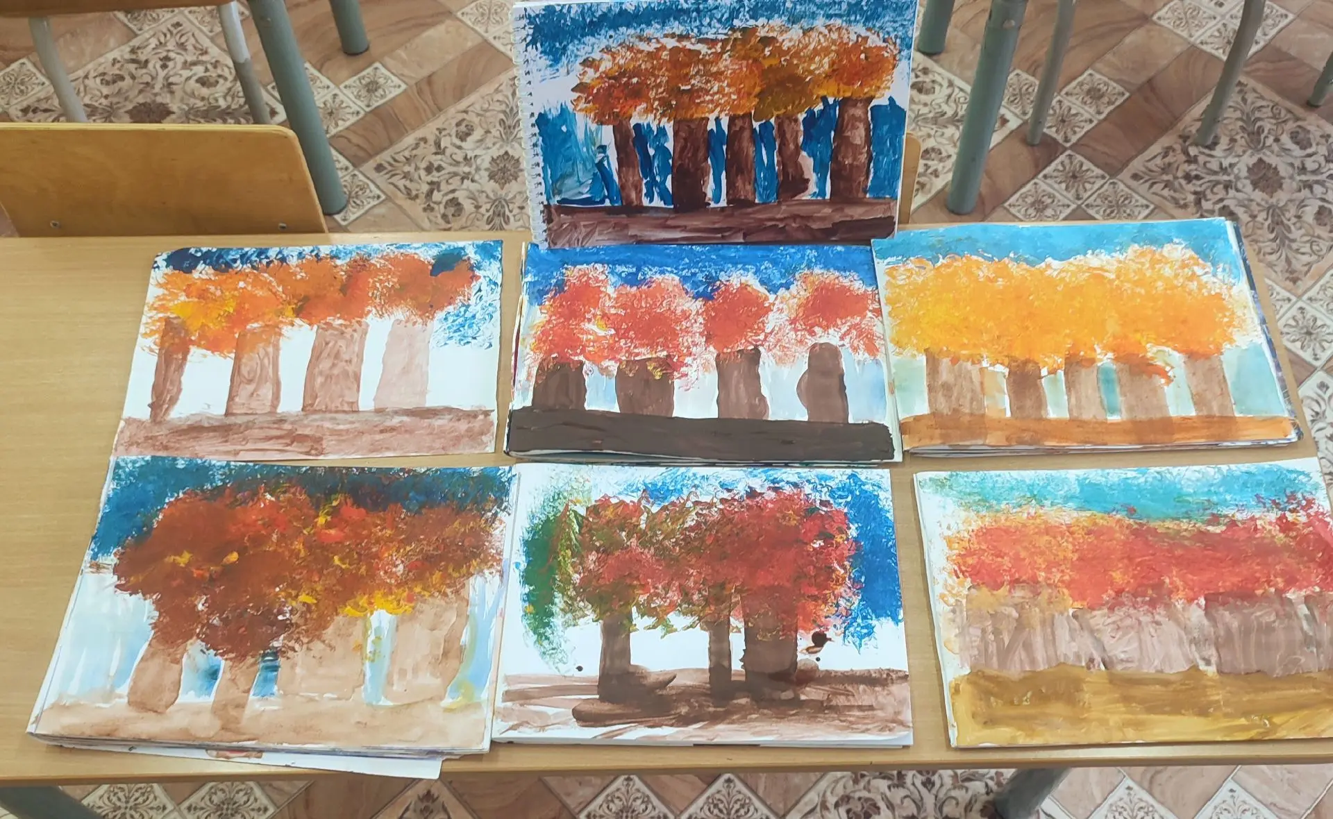 «Волшебные отпечатки: как мы рисовали осенний лес»🍁🌳