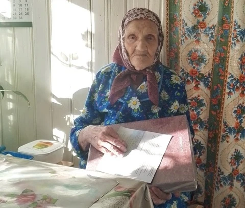 Наши долгожители: сегодня свой 95-летний юбилей отмечает жительница деревни Коровино Ан...