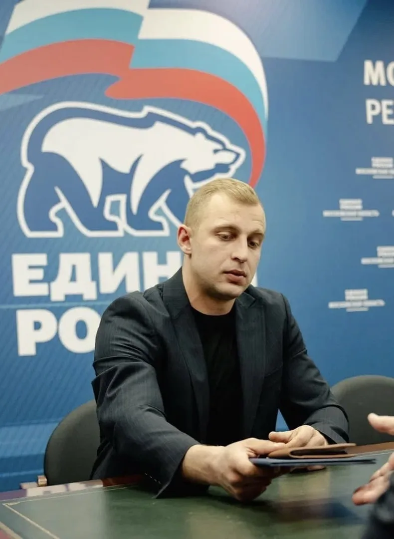 «Сложная профессия. Не для всех»: Саша Стоун рассказал, из чего теперь состоят его депу...