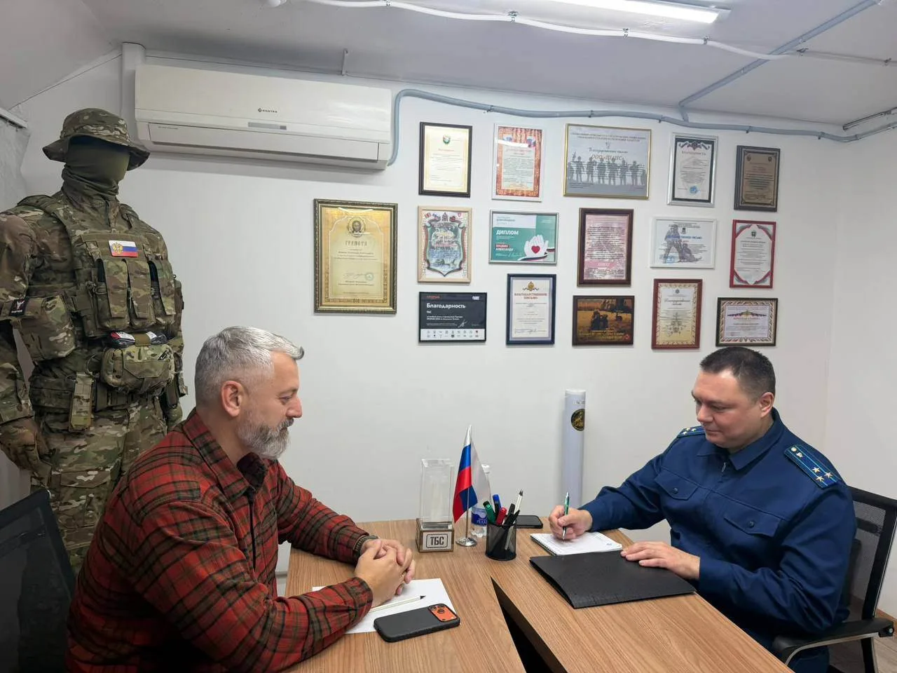 Солнецевской межрайонной прокуратурой г. Москвы в рамках работы мобильной приёмной 27 а...
