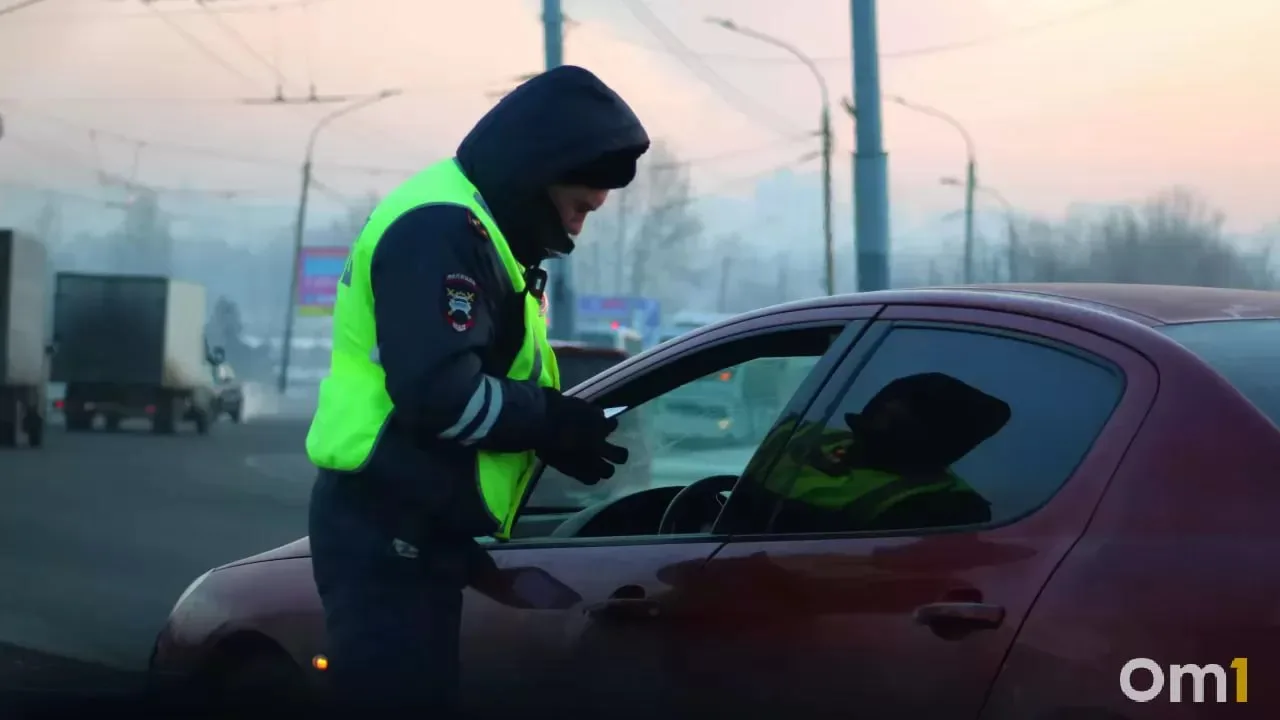 🚧🚧 Пьяный омич мечтал покататься на BMW, угнал её и врезался в другую BMW