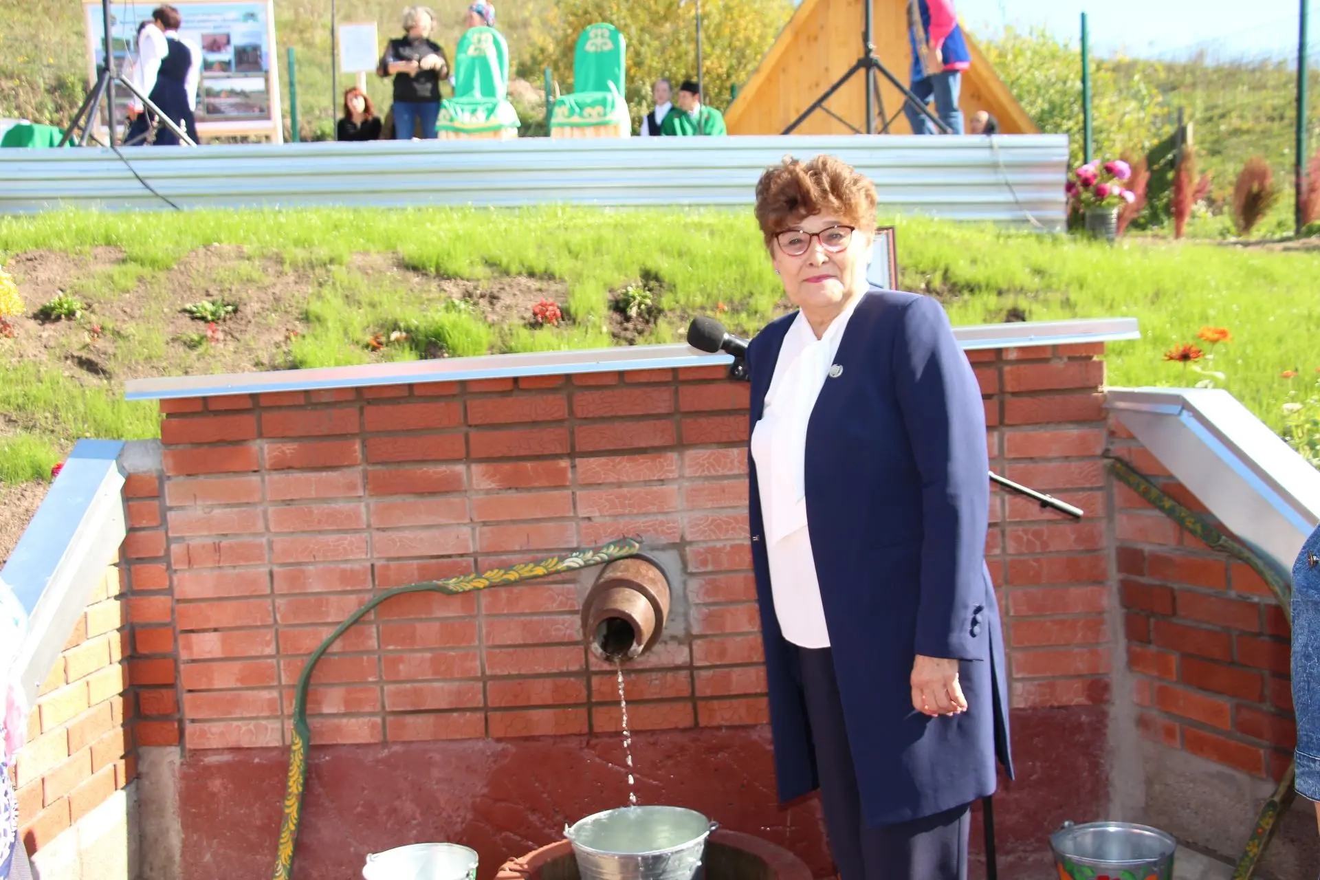 Жители  и выходцы из деревень   Мишкинского района продолжают  делать добрые дела во бл...
