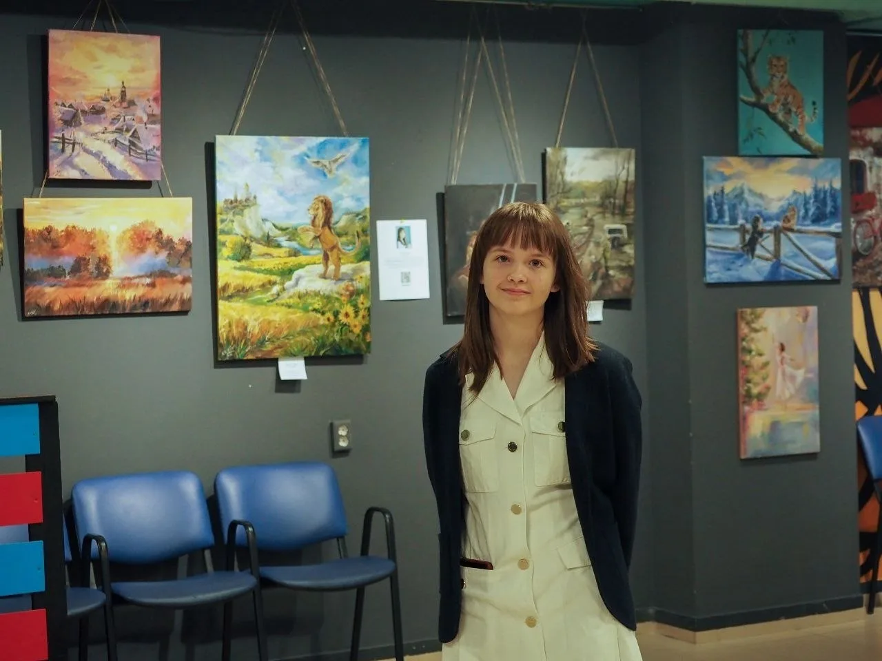 Выставка картин юных белгородок открылась в «Октябре» 🎨