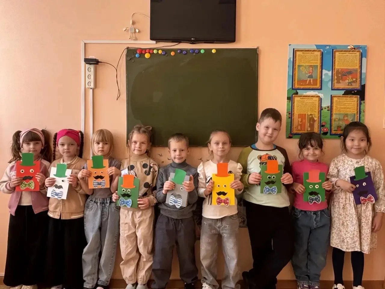 Папина гордость: открытки от самых любимых! 💖👨‍👦