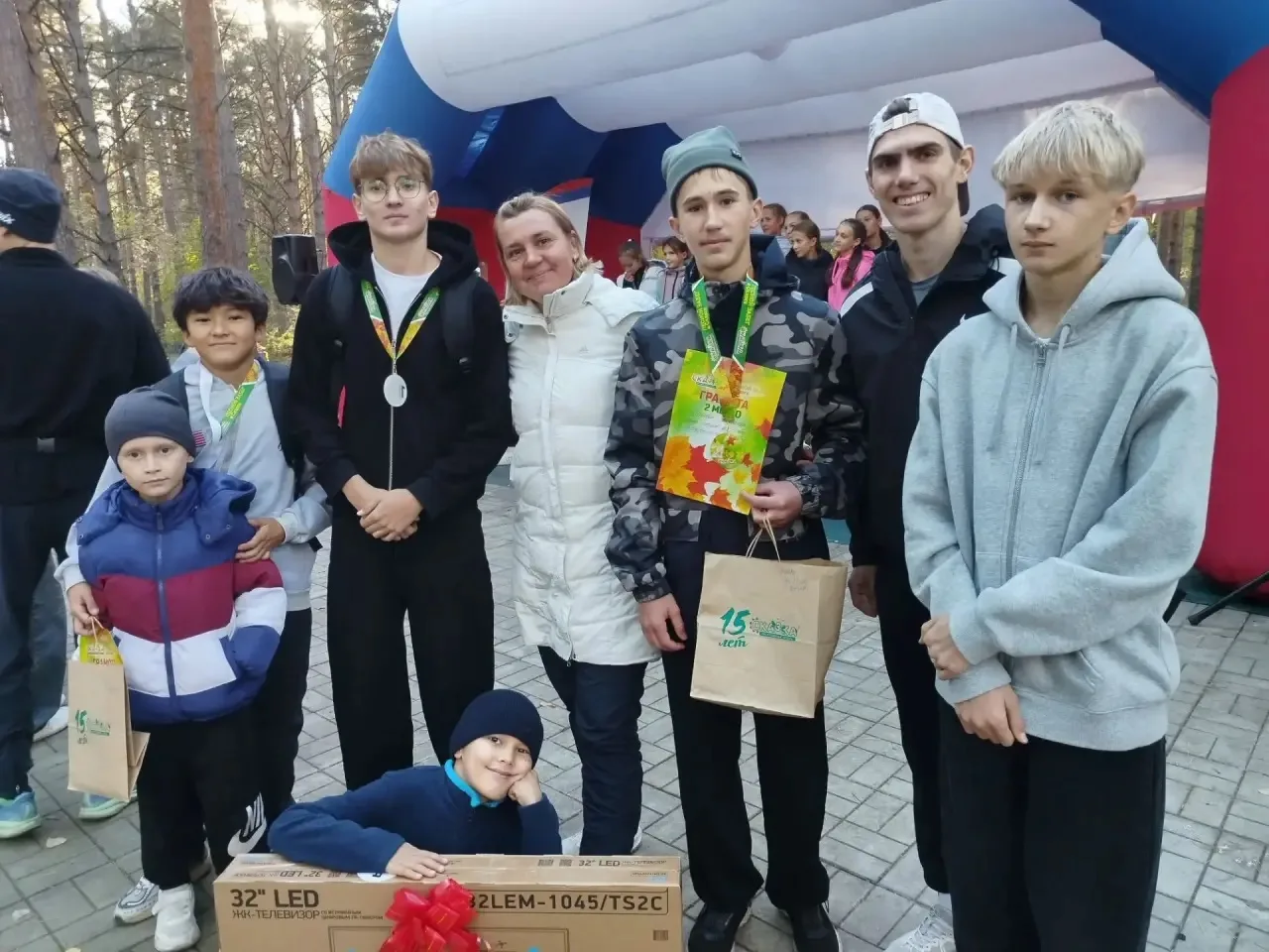 🏃‍♂️🌲 Лесной воздух, азарт и победы: как прошел «Лесной забег» для наших легкоатлетов!