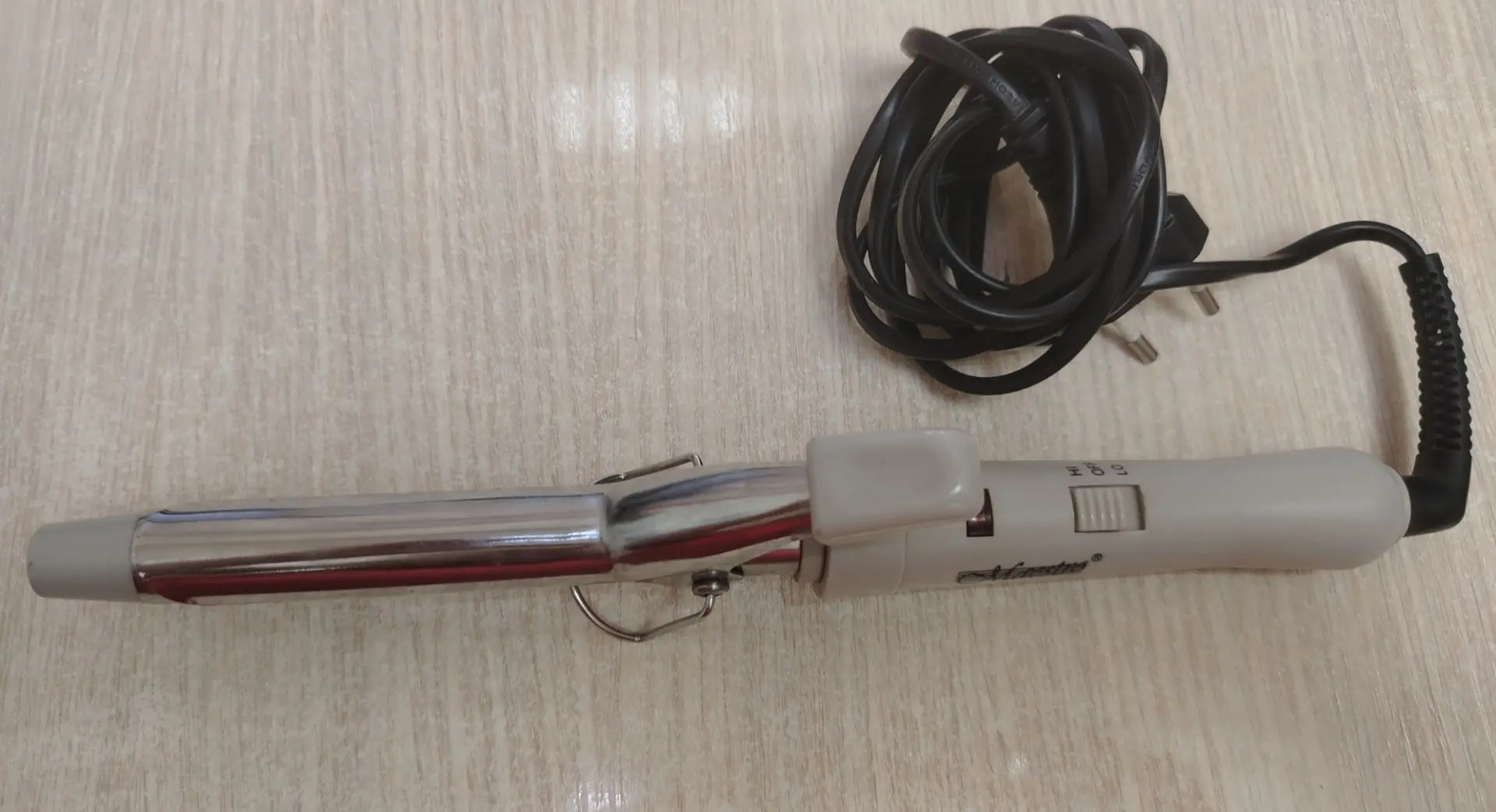 Плойка для волос Maestro MR-251