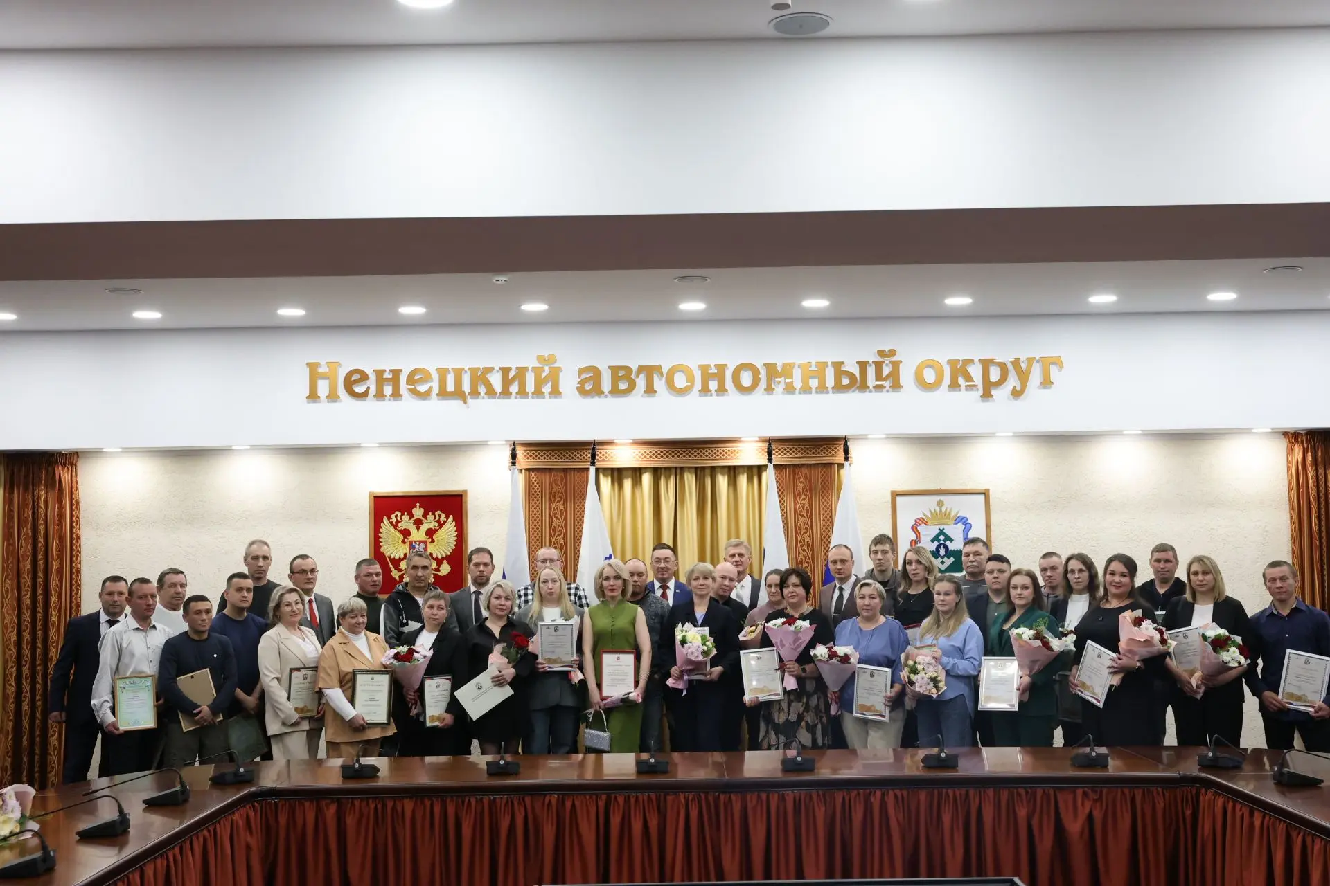 Аграриям НАО вручили заслуженные награды накануне профессионального праздника