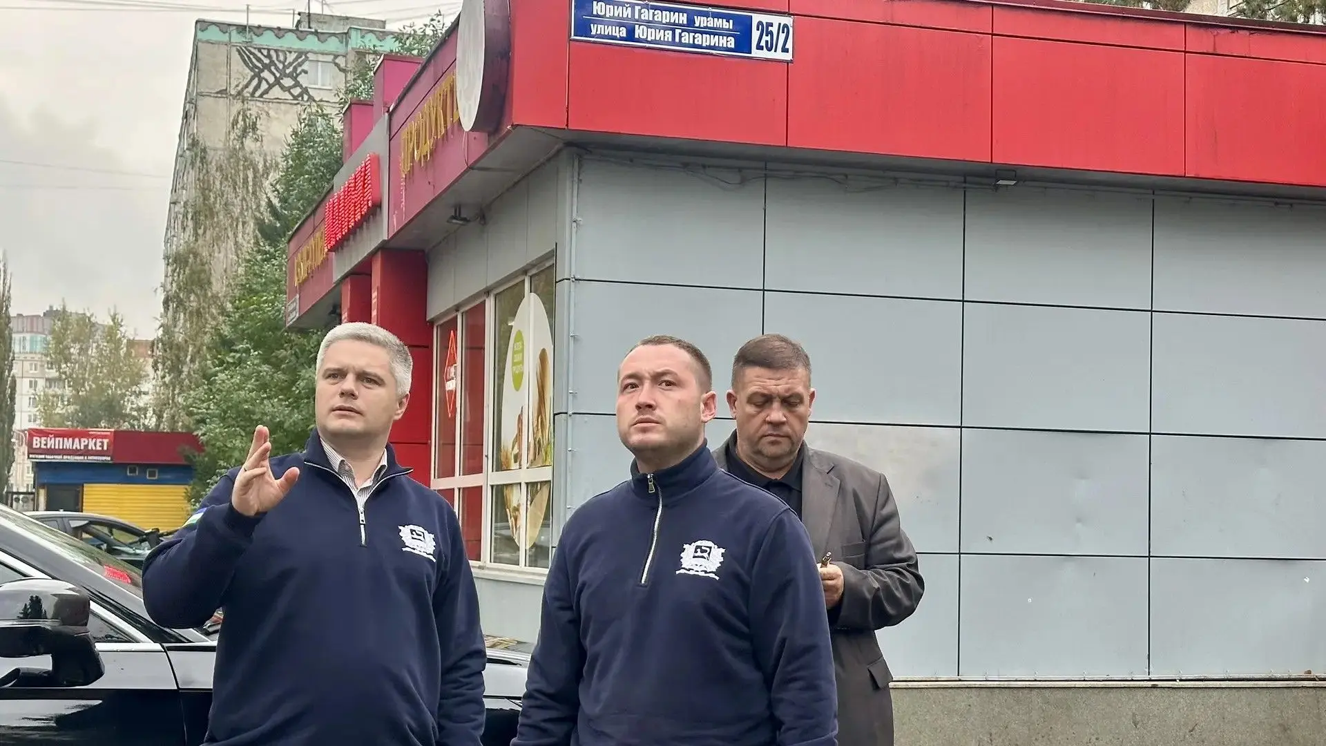Продолжается активное благоустройство нового сквера по улице Юрия Гагарина