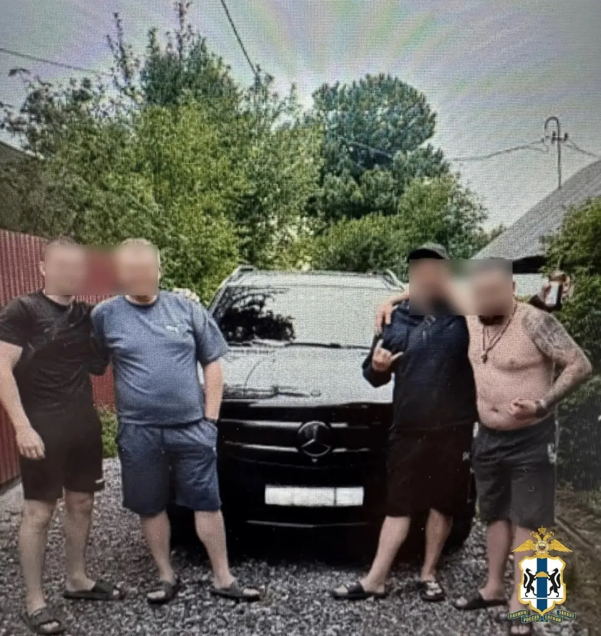 👮‍♂️ Банду автоподставщиков из четырёх человек задержали полицейские в Новосибирске. У...
