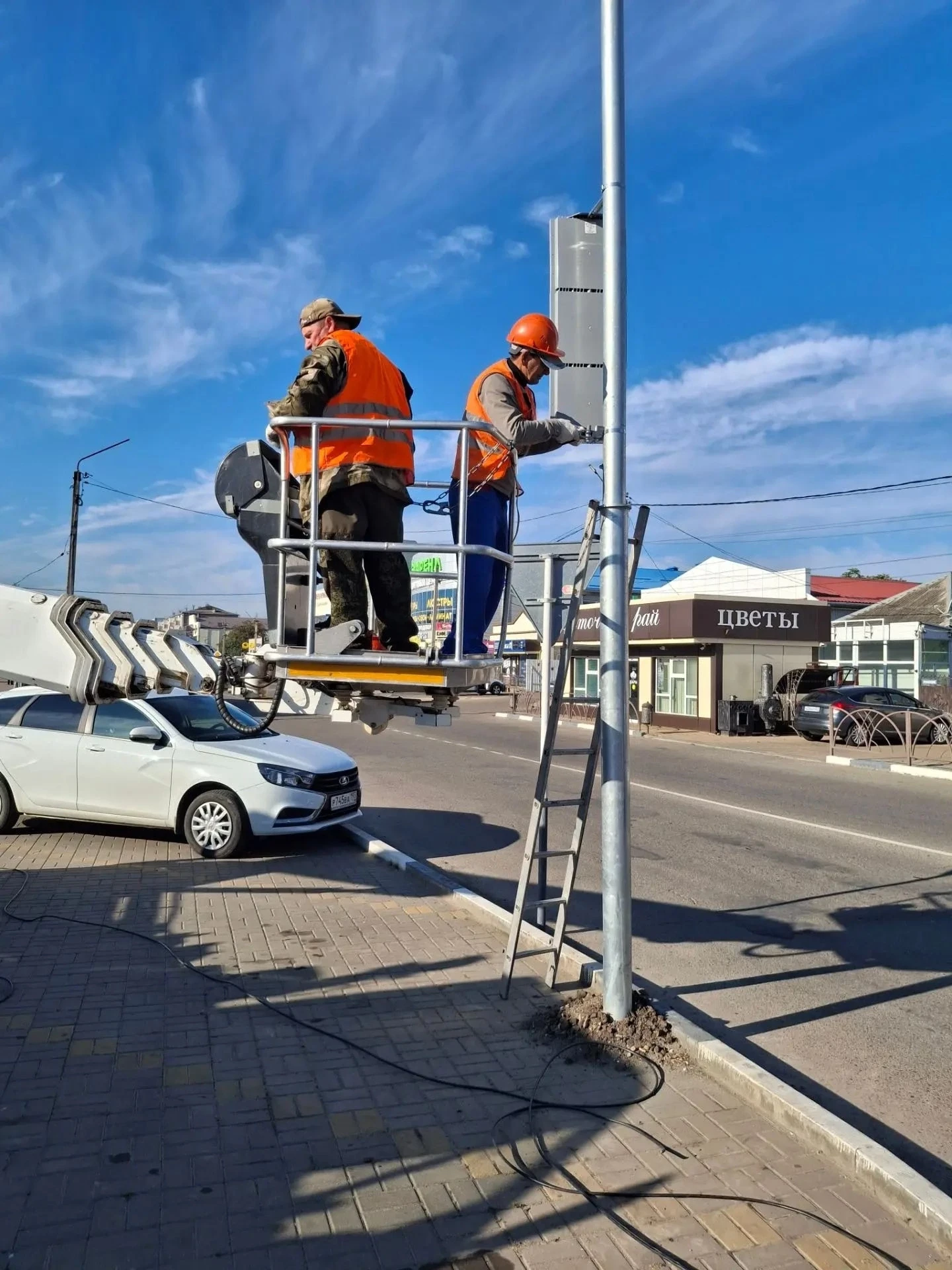 Повышаем безопасность: в городе установлен новый регулируемый светофор🚦