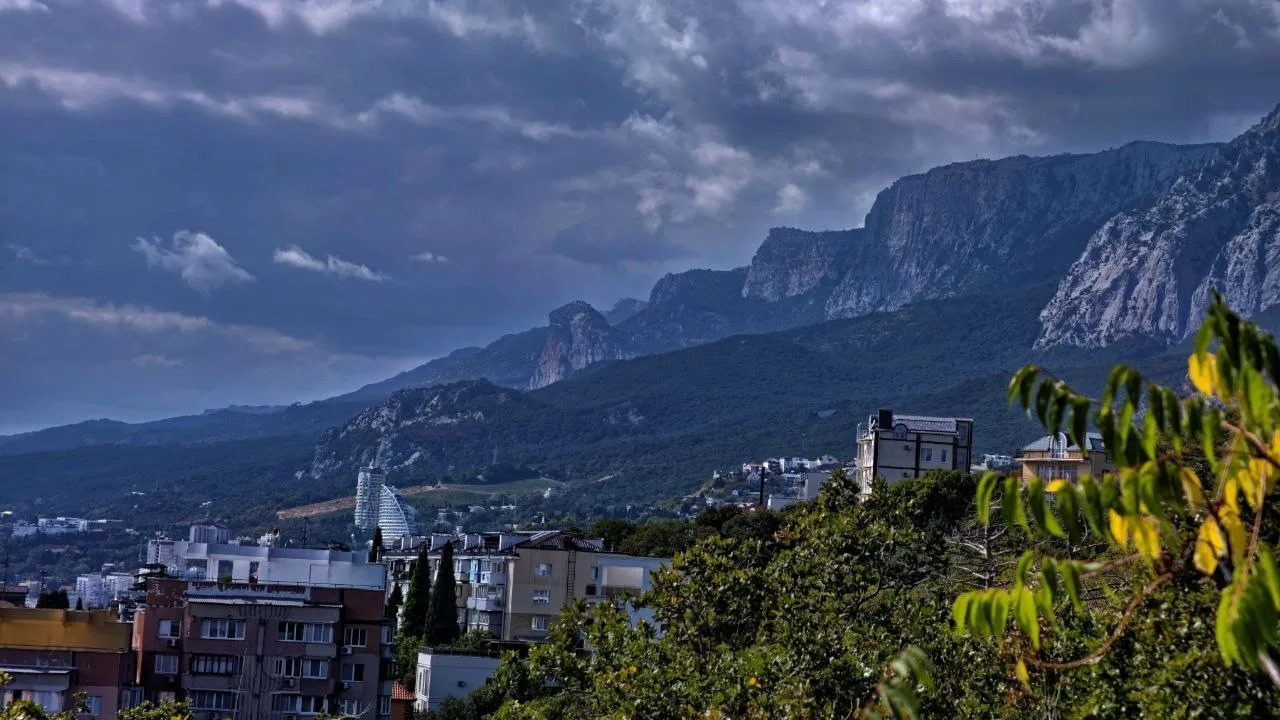 Ай-Петри. Друзья, в Крыму сегодня дожди. Какая погода у вас?