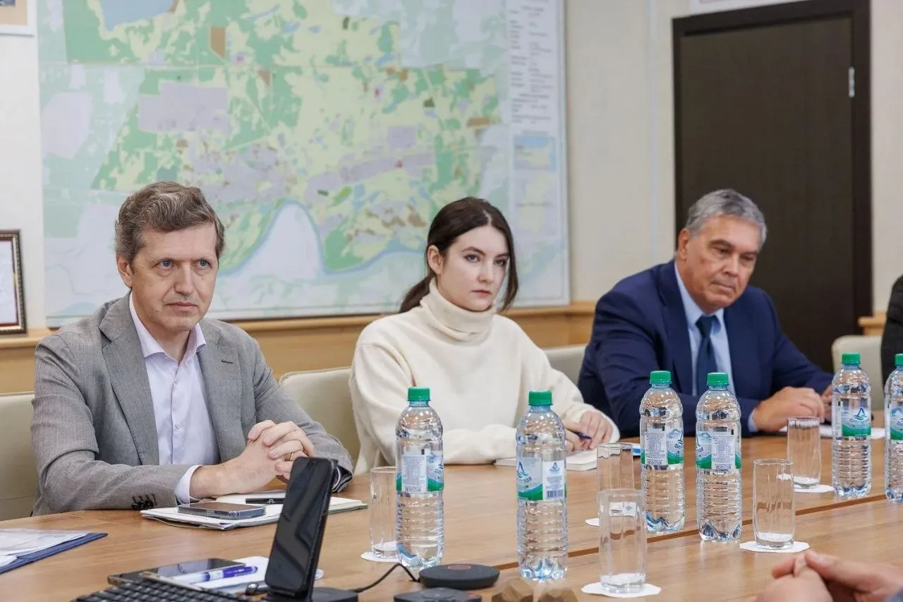Дзержинск с рабочим визитом посетили представители Евразийского регионального Центра Но...
