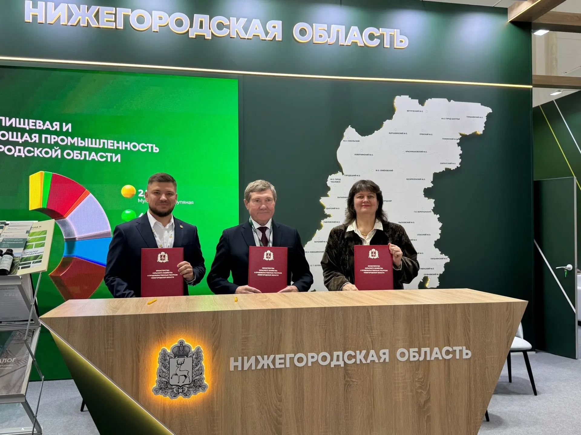 В селе Абабково Павловского округа построят новый комплекс по выращиванию цыплят-бройле...