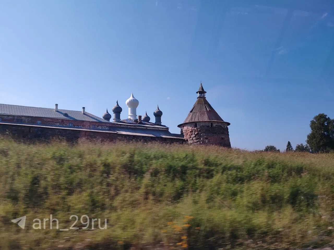 Экспозицию о Соловках примет аэропорт Архангельска
