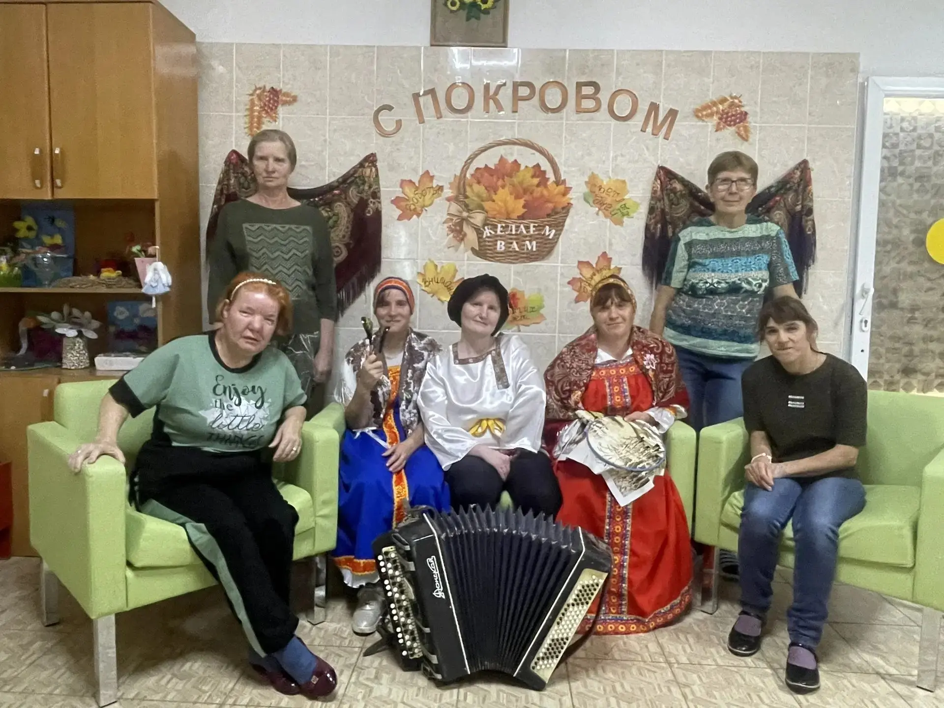 14 октября, в день великого православного праздника Покрова Пресвятой Богородицы, в «Ни...