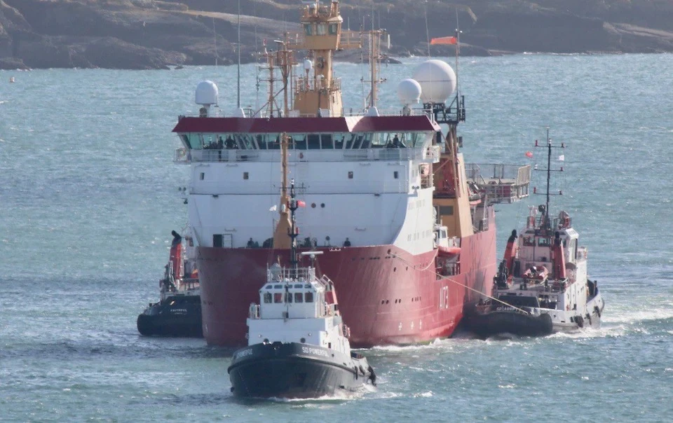 🚢Британия осталась без военных ледоколов