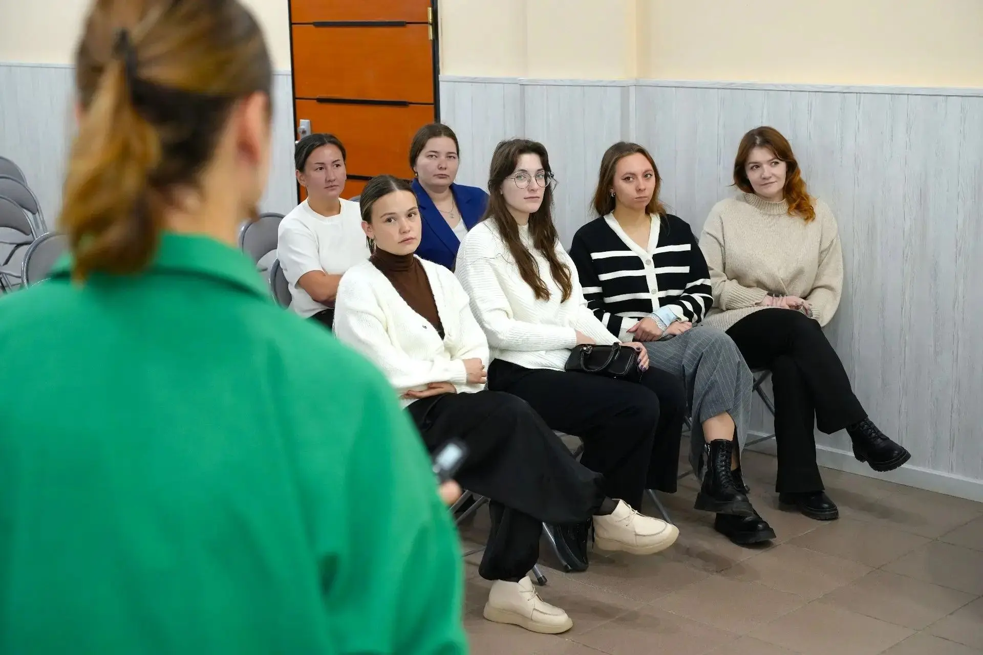 АРЧК делится инструментами профессионального роста: в Ногликах прошёл мастер‑класс о бо...