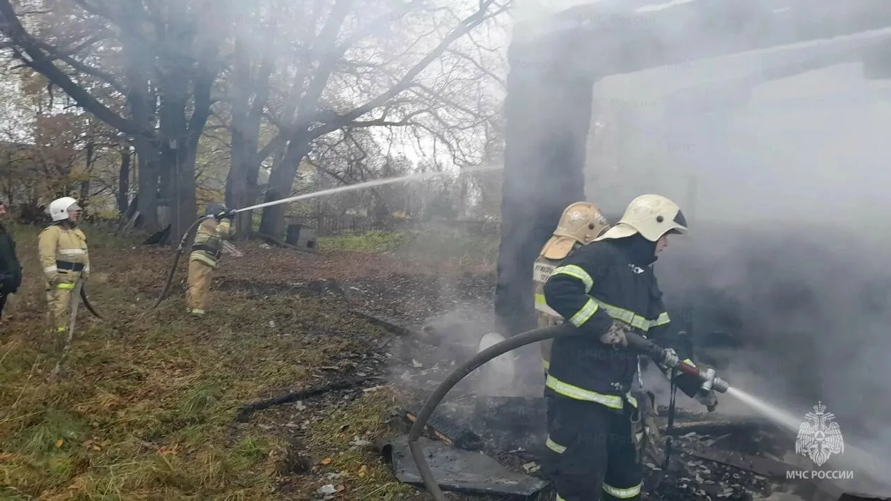 Трагедия в Угличском округе: при пожаре в деревне Макарово погиб мужчина