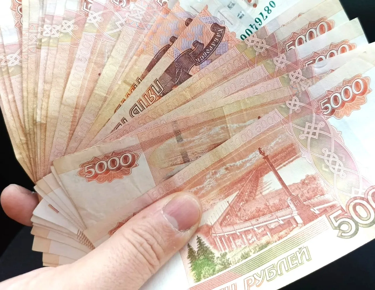 В Башкирии назвали вакансии с зарплатой до 350 тысяч рублей