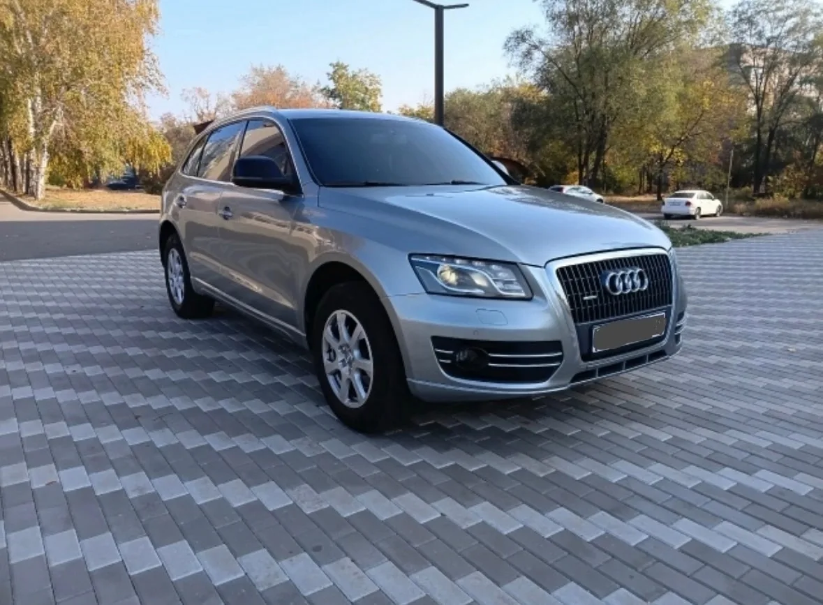 Продам Audi Q5 2009 года выпуска