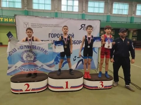 🤼‍♀10 октября в спортивном манеже Дворца спорта Саратова прошел фестиваль единоборств,...