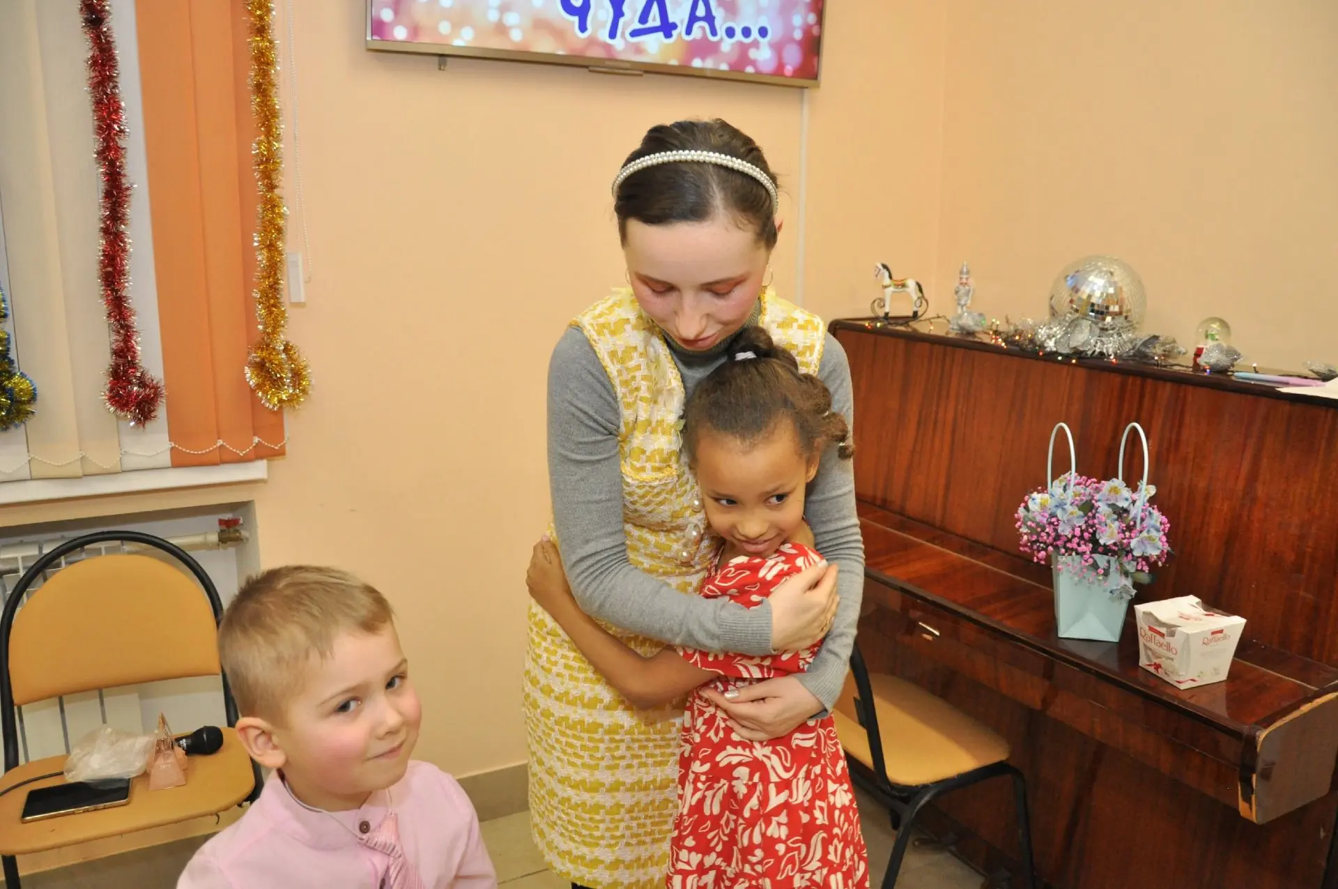 Творчество доступно всем!😉 Занимаемся в удовольствие со взрослыми и детьми! Фортепиано...