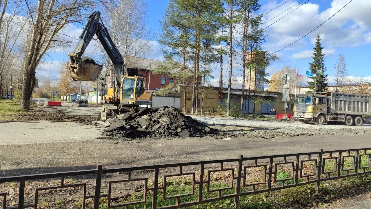 🚧 На Энгельса кладут новый асфальт
