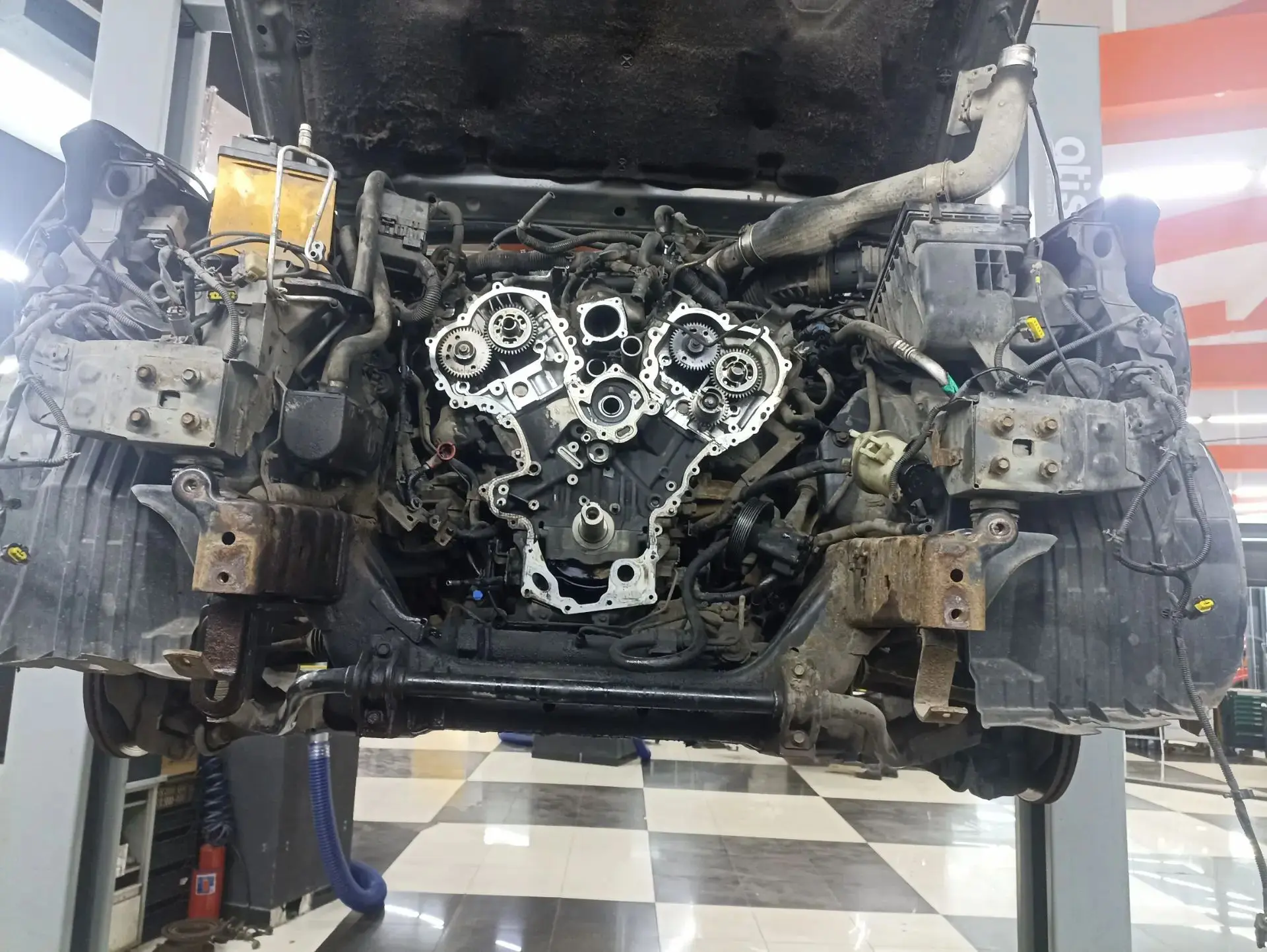 Nissan Pathfinder R51, 3.0 дизель: такую цепь мы видим впервые...