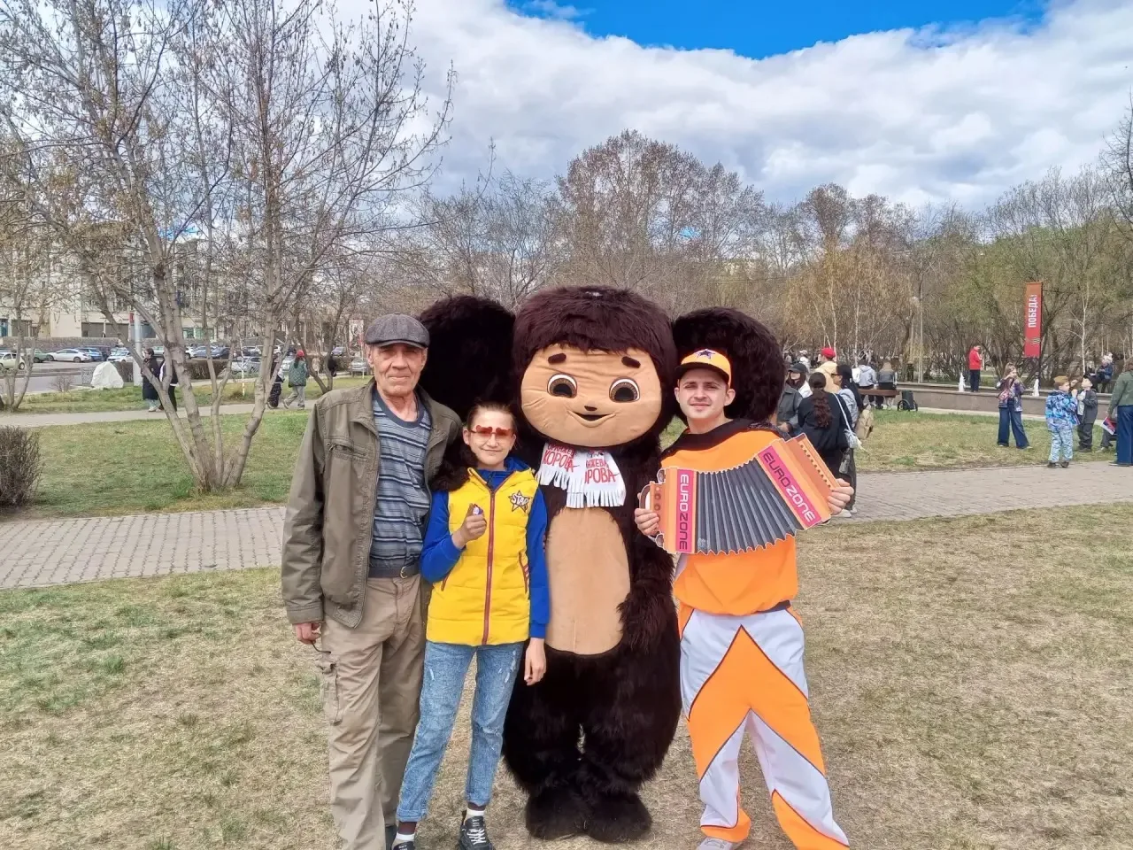 Папа у меня самый лучший 💯 и самый добрый. Я им очень горжусь, потому что он — настоящ...