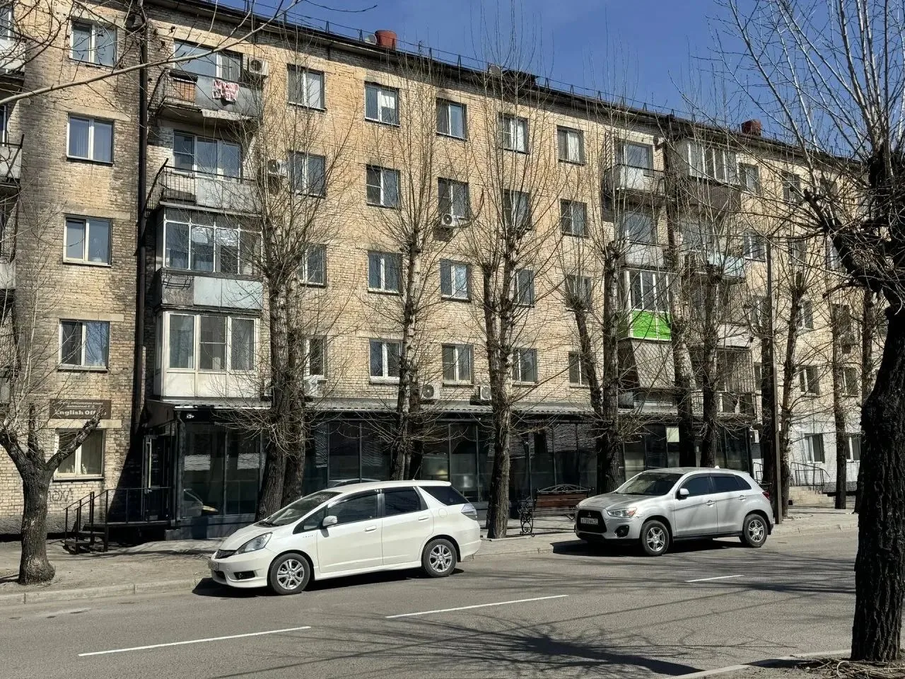 По требованию прокуратуры суд обязал организацию демонтировать незаконную пристройку к ...