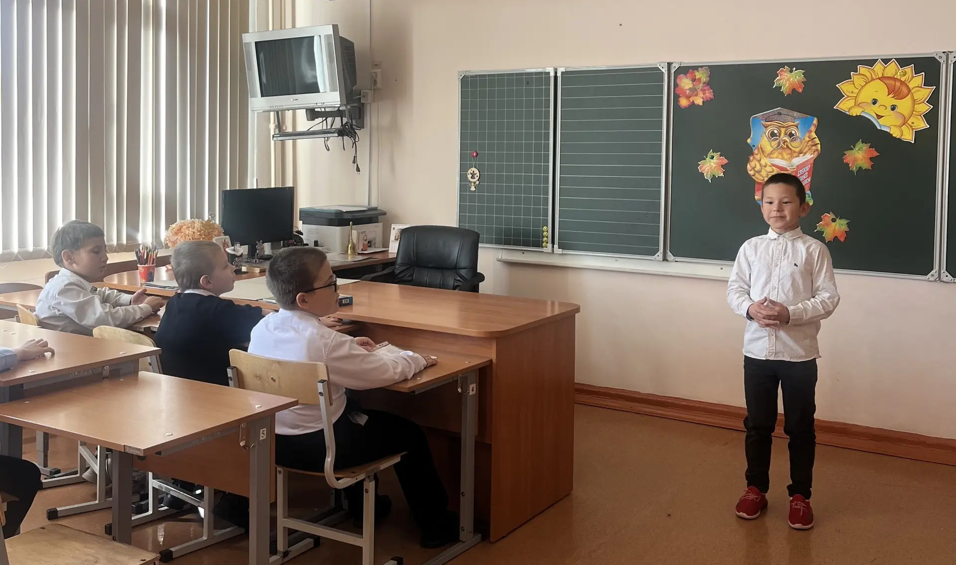 Школьный конкурс чтецов в начальной школе: «Детство – это я и ты»