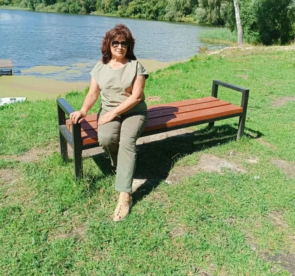 Поздравляем ветеранов труда  Пулатову Альмиру  Рашидовну (стаж более 40 лет) и Наумову ...