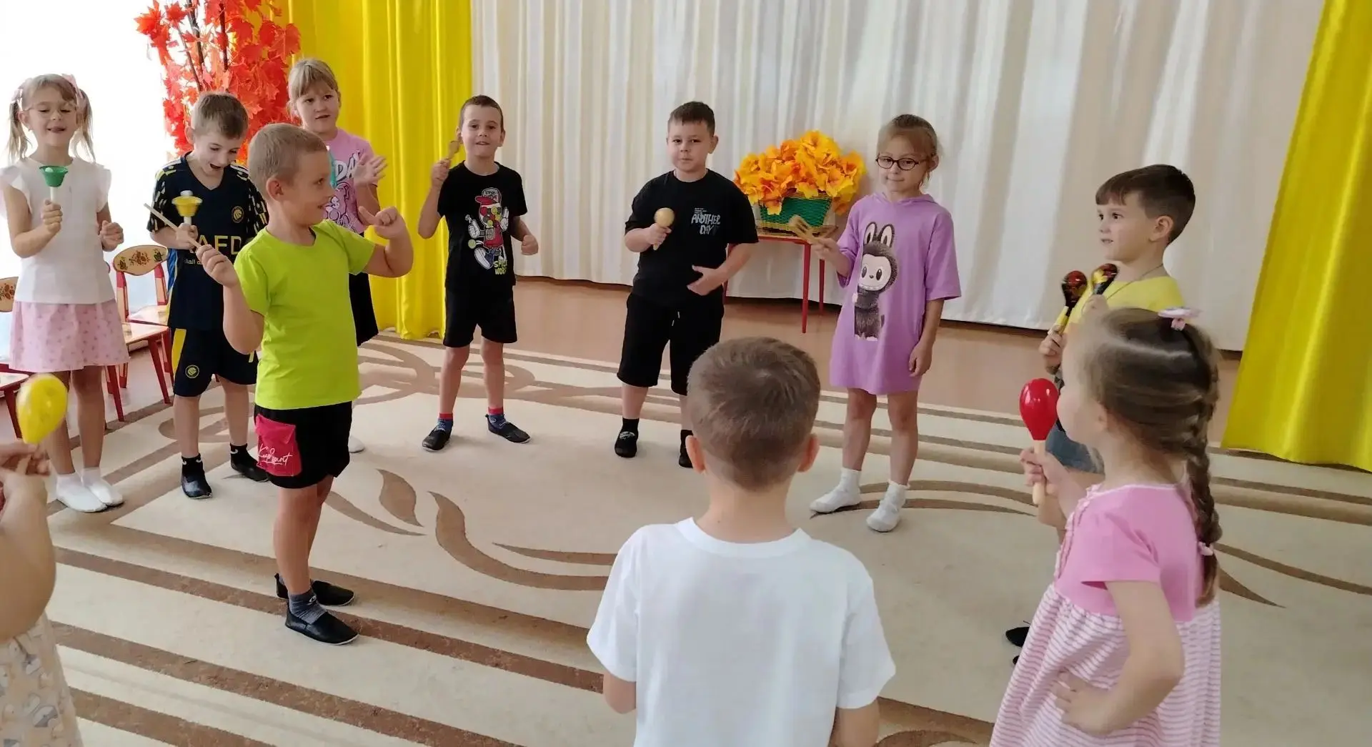 Как была бы грустна и пуста наша жизнь без музыки! Сколько эмоций и впечатлений дарит о...