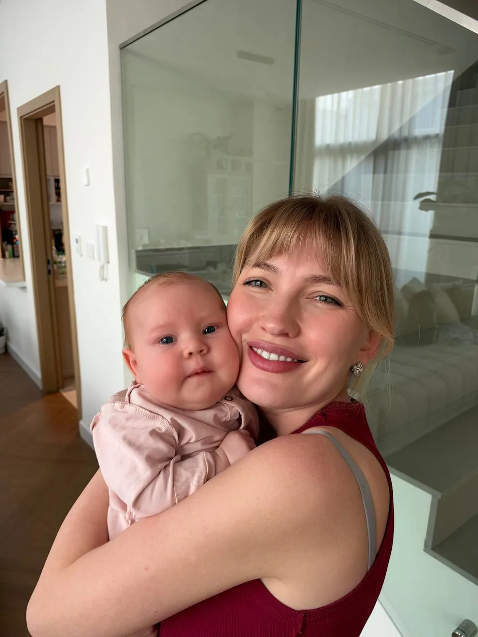 Агата хохочет второй день 😍