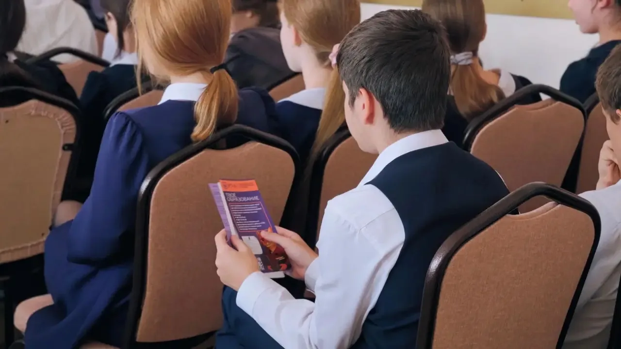 🎓 Профессия ещё до выпуска из школы: знакомство с возможностями РУК