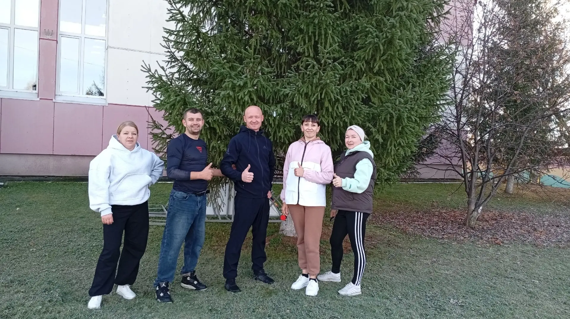 Педагоги Центра внешкольной работы приняли активное участие в сдаче нормативов ГТО!