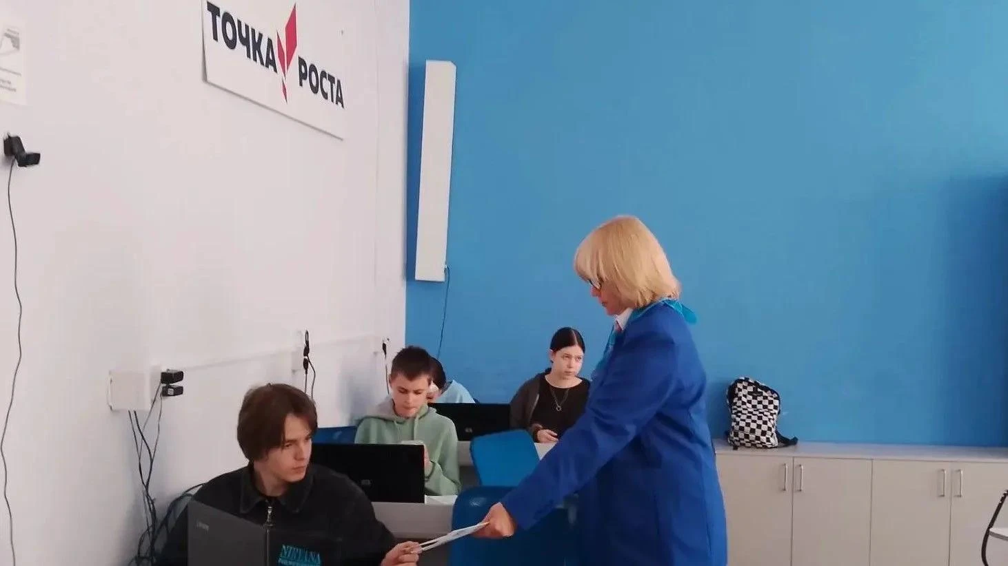 Сотрудники Подгоренского Кадрового центра «Работа России» провели профориентационное за...