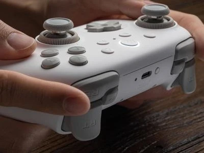 #8BitDo выпустила геймпад Ultimate 3C+ с TMR-стиками за $40