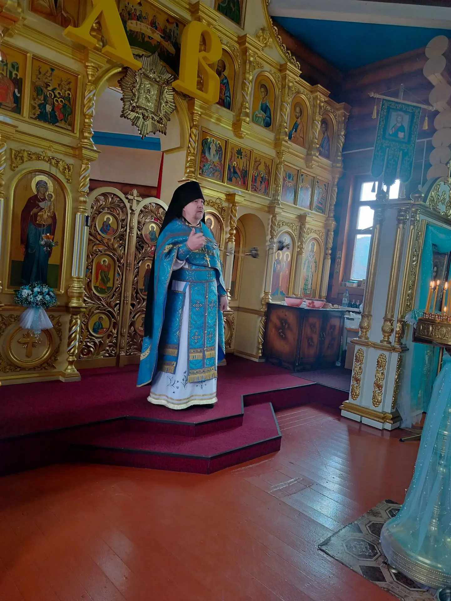 Сегодня в нашем храме состоялось торжественное богослужение в праздник Покрова Пресвято...