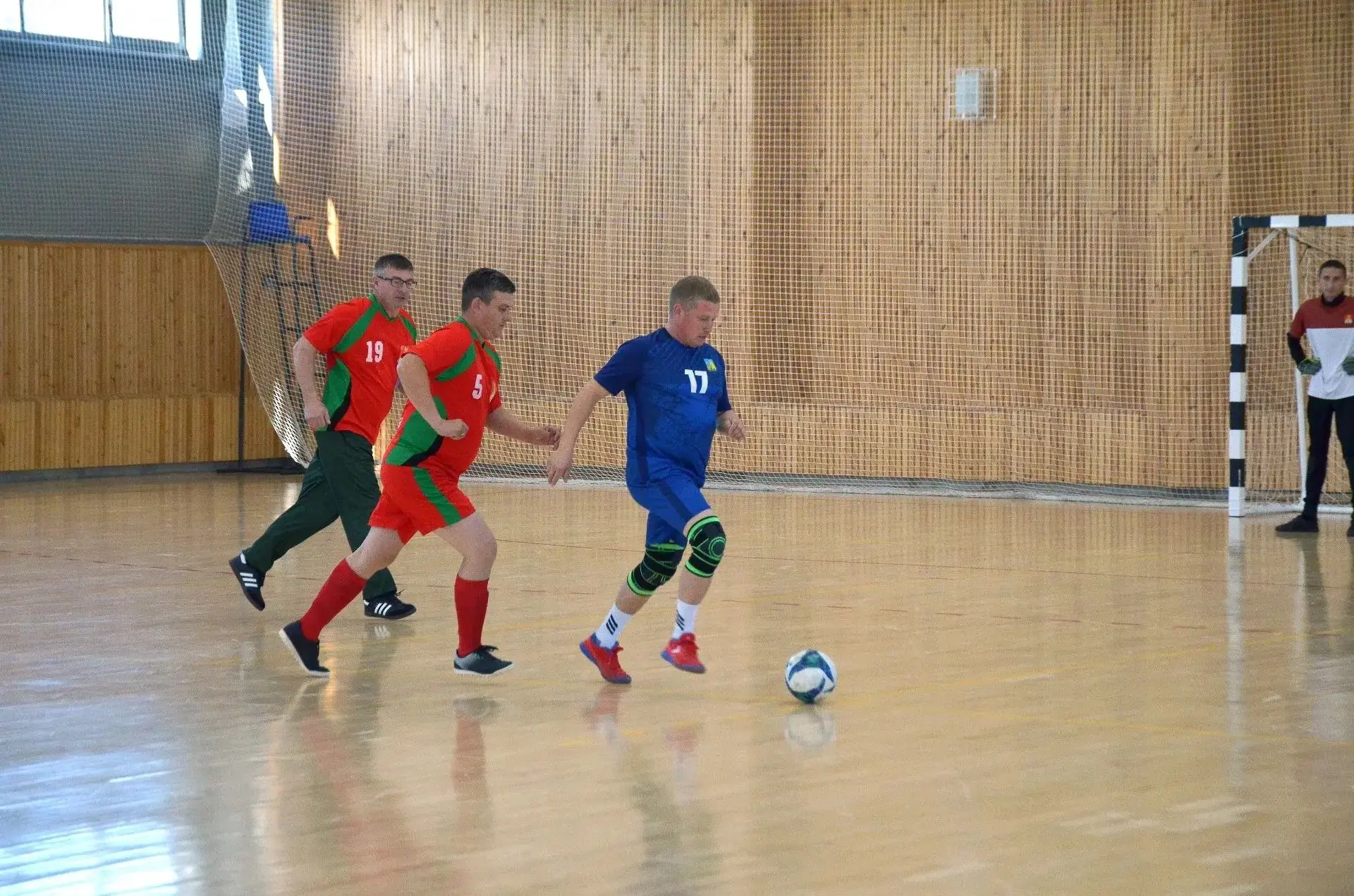 ⚽️🏆 ТАТАРСТАН МУНИЦИПАЛЬ ХЕЗМӘТКӘРЛӘРЕ СПАРТАКИАДАСЫ: САБАЛЫЛАРДАН ӨЧ ҖИҢҮ! 💪🔥