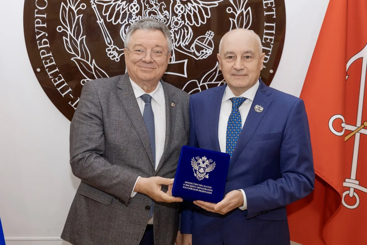 Профессора ВИЭШ удостоены наград за многолетний труд и вклад в развитие вуза 🥇
