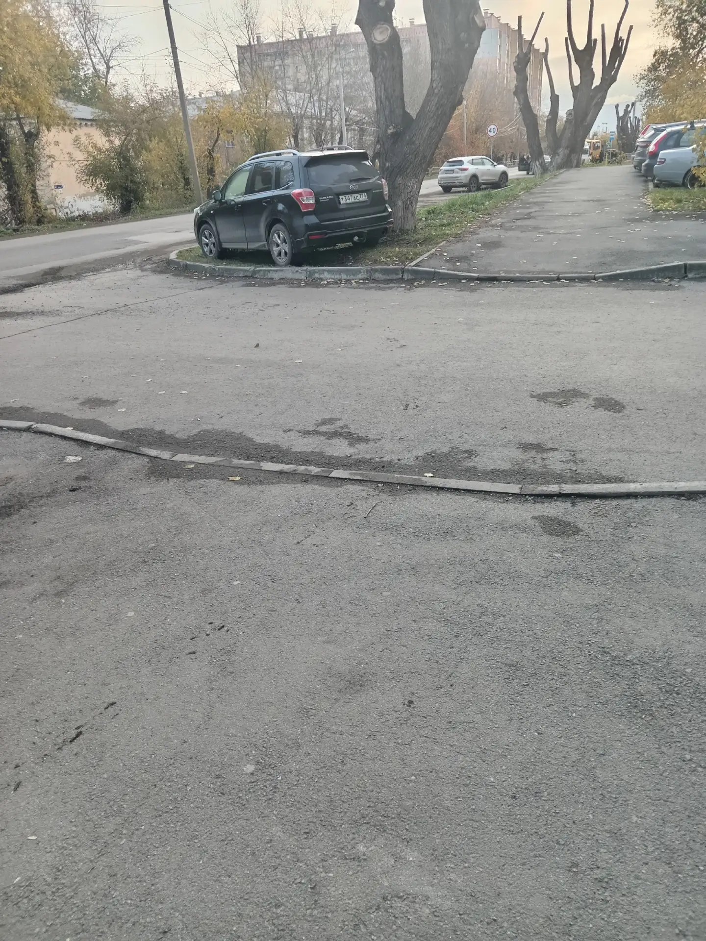 Парковка на газонах в Копейске