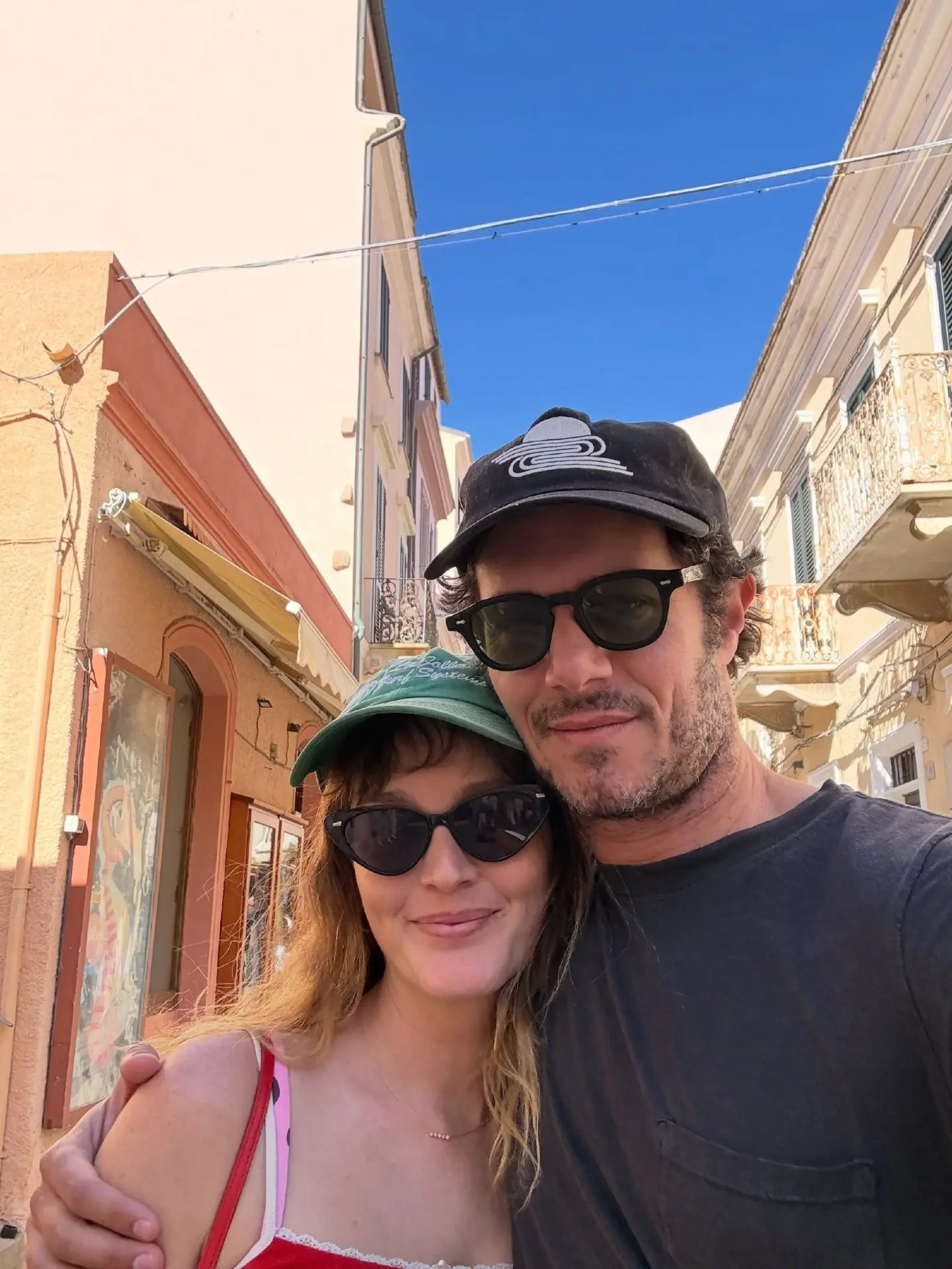 📸 #LeightonMeester #AdamBrody