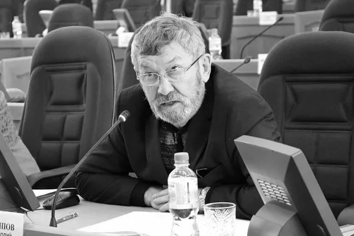Амурское региональное отделение ЛДПР выражает соболезнование родным и близким Анатолия ...