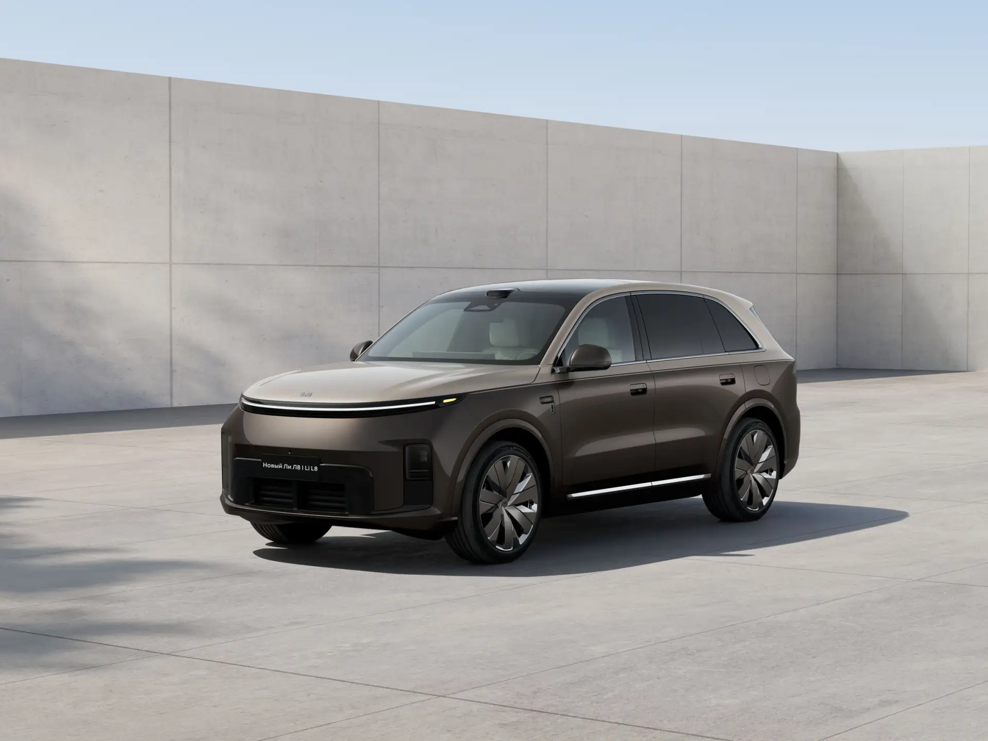 Li Auto представила в России второе поколение Li L8: цены от 10,39 млн рублей