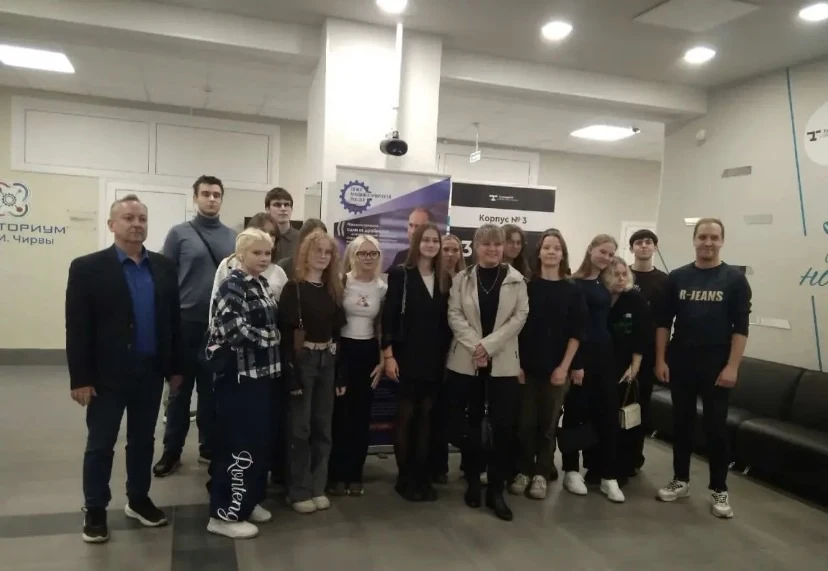 Неделя без турникетов привела наших одиннадцатиклассников в Университет Льва Толстого