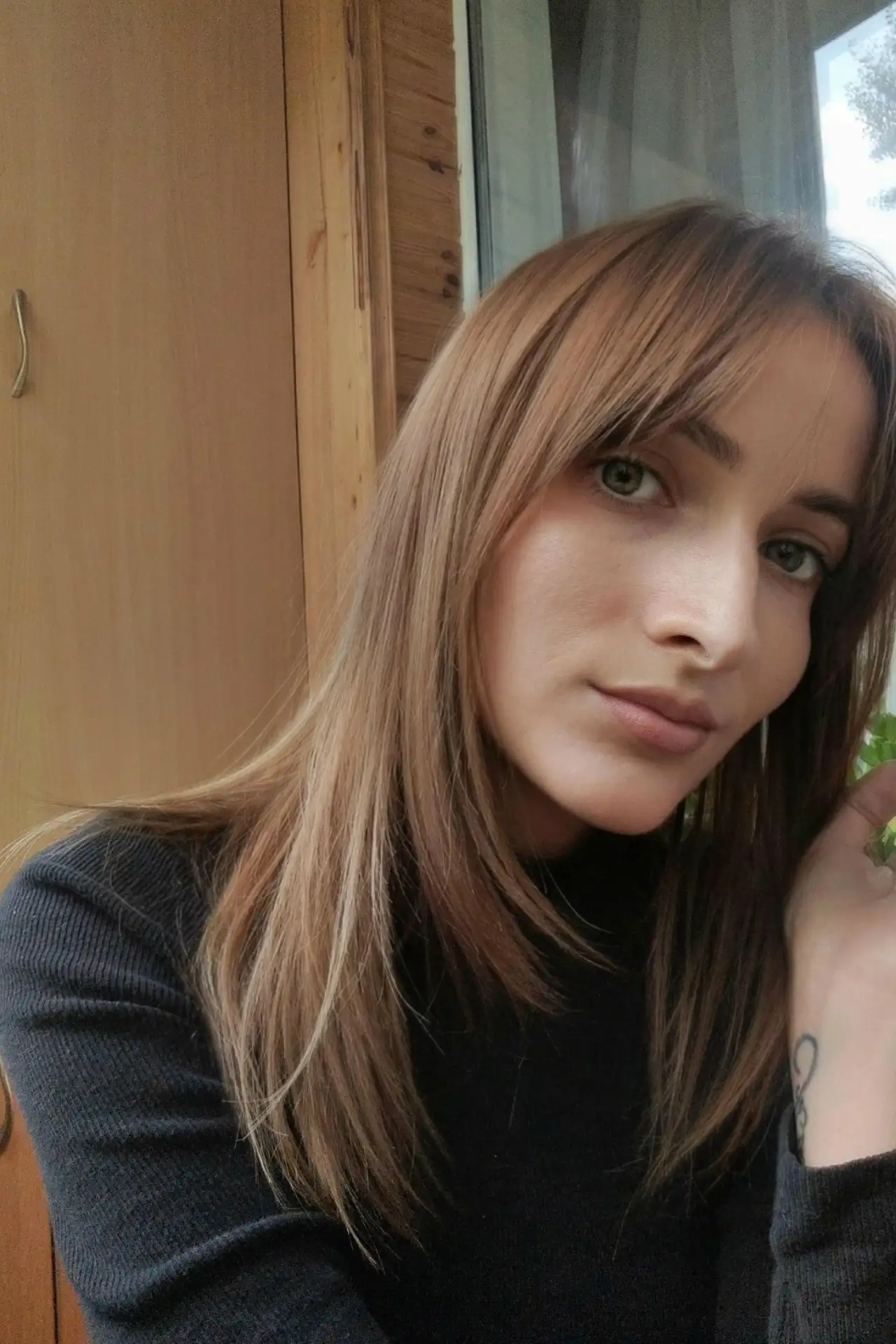 Здравствуйте, как-то обращалась к вам с вопросом, но прошло полгода, ничего не изменило...