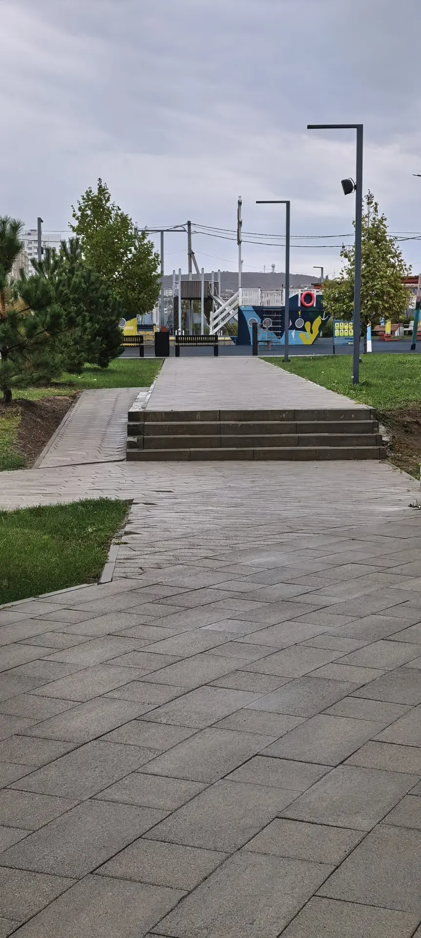 Спустя энное количество лет существования Крещенского парка и спустя энное количество п...
